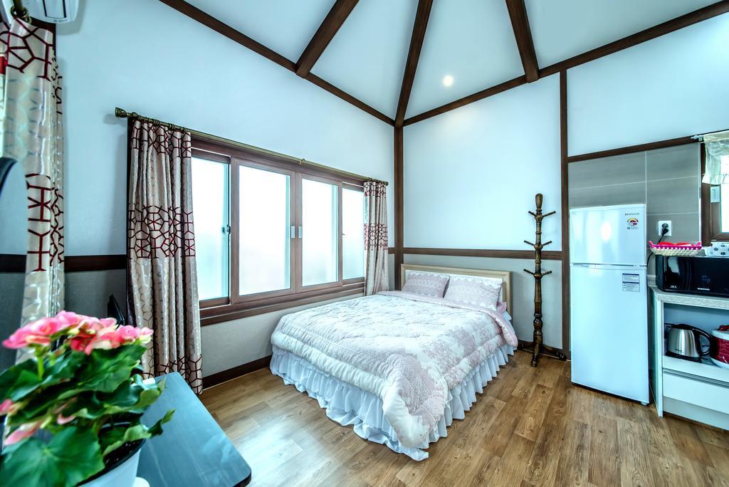 Villa Jeju Myung House Seogwipo Esterno foto