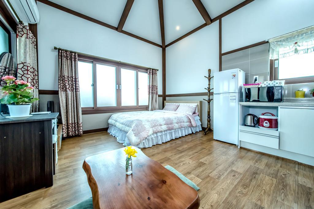 Villa Jeju Myung House Seogwipo Esterno foto